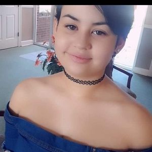 Meet your Posher, Isabella